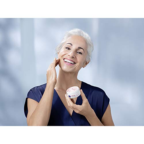 NIVEA VITAL Piel Radiante Sérum Antimanchas (1 x 40 ml), sérum facial antiarrugas, antimanchas e hidratante, sérum antiedad 3 en 1 para la piel madura