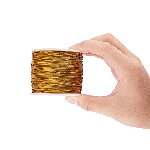 PandaHall Elite 1mm 100m / 109 Yardas Metálico Tinsel Cordón Elástico Cinta de Poliéster Cordón Rebordear para Fabricación de Joyas Nasto para Embalaje, Dorado