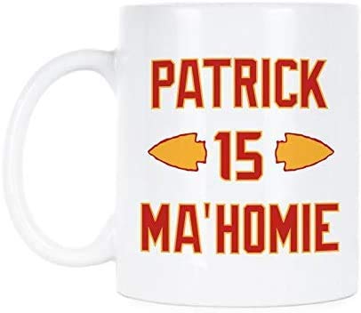 Famoso mariscal de campo de fútbol Patrick Lavon Mahomes II Kansas City Chiefs Taza de café - Regalo blanco para fanático del fútbol Marido Hermano Novio en cumpleaños Navidad Acción de gracias Aniver