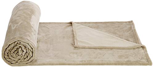 AmazonBasics - Manta, hecha de felpa de terciopelo suave - 229 x 274cm - arena