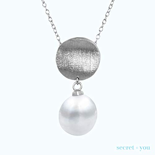 Secret & You Collar de Perla Cultivada de Agua Dulce Cadena y Colgante de Plata de Ley de 925 milésimas Rodiada o Bañada en Oro Perla Tipo Gota de Agua de 9 a 10 mm - 40 o 45 cm de Largo.