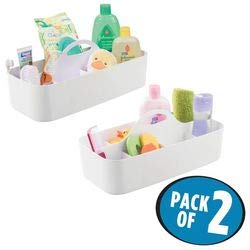mDesign - Organizador integral del baño del bebé/niño, para el cuarto de baño; organiza champú, acondicionador, talco, medicamentos - grande - Blanco - Paquete de 2