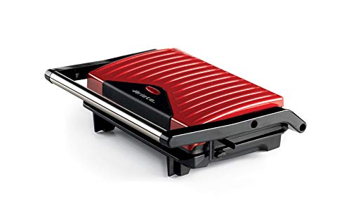Ariete 1929 - Grill eléctrico Slim Panini Grill, 750 W, Indicador luminoso encendido/apagado, plancha superior basculante, termonstato para regular temperatura, placas antideslizantes, color rojo