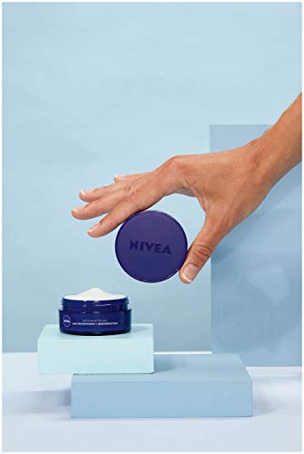 Nivea - Cuidado nocturno de 24 horas de humedad y regeneración para cualquier piel, 50 ml