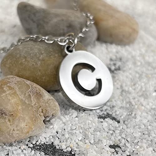 Cotigo - Collar Letra C acero inoxidable - Colgante letra inicial A-Z - Collar mujer – Cadena con dije letras - Regalo personalizado para mujer, niña, mejor amiga (C-Plateado)