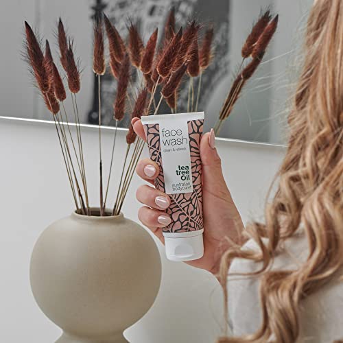 Face Wash de Australian Bodycare 100 ml |limpiador facial con aceite de árbol del té, para piel grasa, con espinillas y acné |Aceite natural de árbol del té australiano con 100% puro.