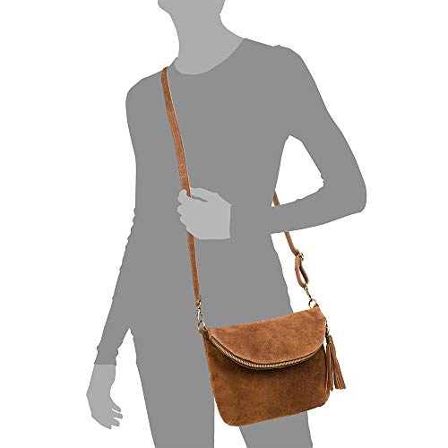 Firenze Artegiani Bolso Bandolera de Mujer en Piel auténtica, Acabado Gamuza, Solapa con Bolsillo con Cierre Cremallera, 24 cm, Marrón Oscuro