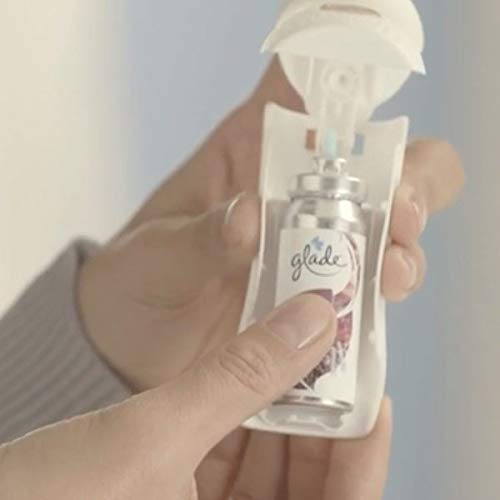 GLADE Fragancia Sensual Sandalwood & Jasmine, Bali, 3 Unidad (Paquete de 1), 3