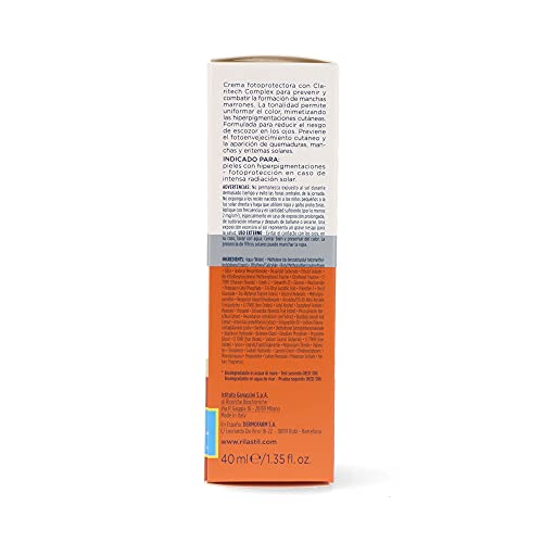 Rilastil Sun System - Fotoprotector D-Clar 50+ Anti-Manchas que Unifica con Clari-Tech Complex, Resistente al Agua - Tono Light, 40 Mililitros