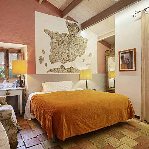 ALADINIA 2 Noches Románticas. Pack Regalo de experiencias Originales. Cofre con escapadas de 2 Noches para Dos Personas. Validez 5 años, Cambios Gratis e ilimitados