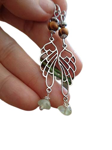 ✿ ANGEL WINGS - GREEN STONE & ROOTWOOD ✿ aretes únicos en colores naturales, plata, verde y marrón