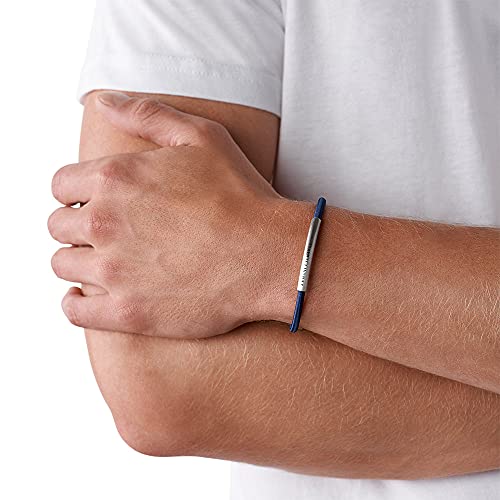 Armani Exchange Pulsera de identificación para hombre, de acero inoxidable, en tono plateado, AXG0064040