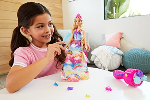 Barbie Dreamtopia Muñeca princesa de juguete con accesorio para hacer trenzas de colores y moda fantasía (Mattel GTG00)