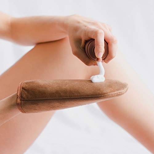 Body Tones Juego de autobronceador y guante, mousse autobronceador que hidrata y contrarrestra los efectos del envejecimiento, el efecto del bronceado natural (155 ml y Guante, Piel oscura)