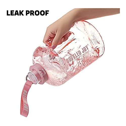 BOTTLED JOY - Botella de agua grande de 1,5 litros, sin BPA, antigoteo, botella deportiva con marca motivadora para fitness, oficina, viajes al aire libre, camping, escalada, color rosa