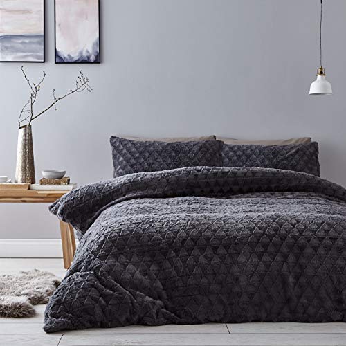 Catherine Lansfield Soft Touch Diamond Fur King Juego de edredón Gris