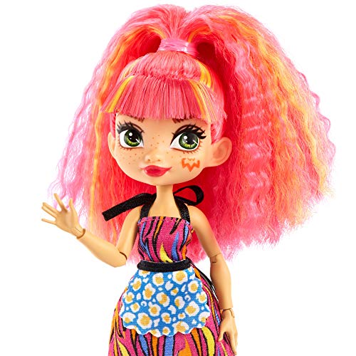 Cave Club Wild About BBQs Conjunto de Barbacoa con muñeca, Mascota y Accesorios para niños y niñas +4 años (Mattel GNL96)
