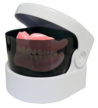 Good Ideas Sonic Denture Cleaner (883) Cleans dentures professionally.