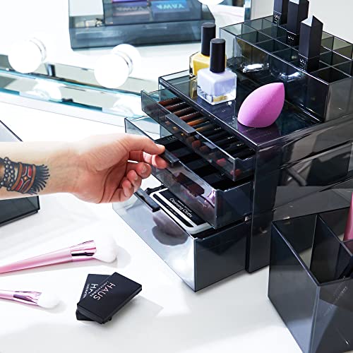 iDesign Signature Series Maquillaje, cajonera pequeña con 3 cajones de la colección Exclusiva de Sarah Tanno, Organizador de plástico para cosméticos y Utensilios, Gris, 30,5 x 20,3 x 11,4 cm