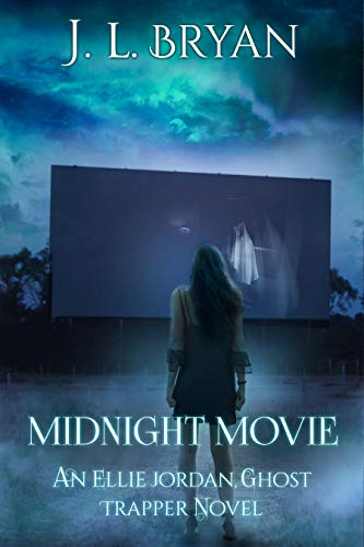 Midnight Movie (Ellie Jordan, Ghost Trapper Book 14) (English Edition)