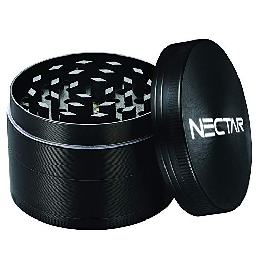 NECTAR Grinder | Molinillo de Hierbas de Metal Premium | Molinillo portátil Amoladora de Aluminio anodizado Negro de 4 Partes con Pantalla de micras (40mm - Pequeño)