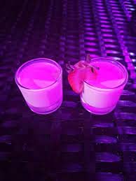 OFERTA CREMA FRESA Y NUBE CON TEQUILA PATAPALO- (2 BOT. REGALO) - CAJA 6 BOTELLAS 1L