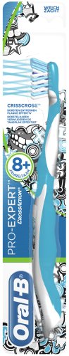 Oral-B - Cepillo de dientes infantil Pro Expert Cross Action (a partir de 8 años) - 3 unidades