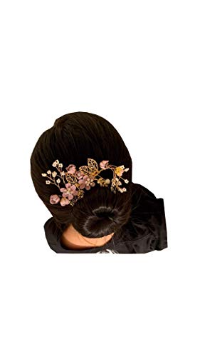 Pasador pelo flores color violeta con hojas y perlas