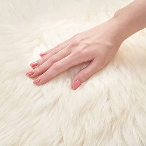 Schafshaut Store 100% Piel de Oveja Natural. Alfombra, Dos vómitos de Piel de Oveja – Manta Suave y mullida, un complemento Original para Cualquier habitación (Blanco, 210-200cm x 55-65cm)