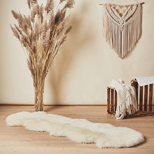 Schafshaut Store 100% Piel de Oveja Natural. Alfombra, Dos vómitos de Piel de Oveja – Manta Suave y mullida, un complemento Original para Cualquier habitación (Blanco, 210-200cm x 55-65cm)