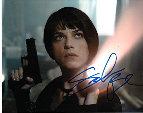Signing Dreams Autographs Selma Blair firmó 10x8 color Foto - Hellboy - Intenciones Cruel - 100% en persona - UACC Registrado #242
