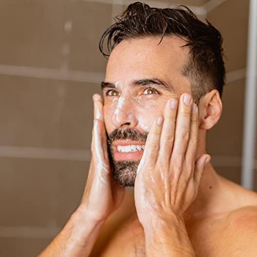MYSTIC - Limpiador Facial Diario para Hombre - Limpiador rostro natural para una piel limpia, suave sin tirantez - Elimina polución, suciedad y grasa respetando el equilibrio natural - Textura ligera