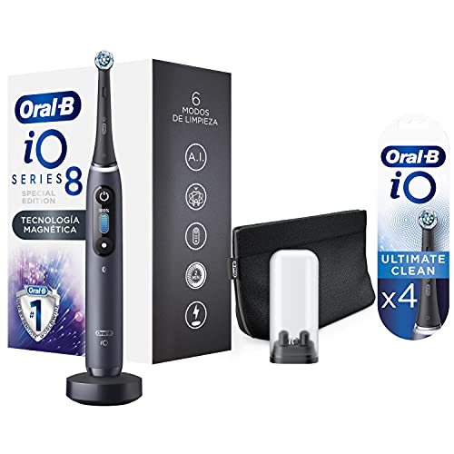 Oral-B iO 8 Edición Especial Cepillo De Dientes Eléctrico, 1 Mango Negro Recargable Con Tecnología Magnética De Braun, 1 Funda Viaje + Pack De 2 Cabezales De Recambio Originales iO Ultimate Clean