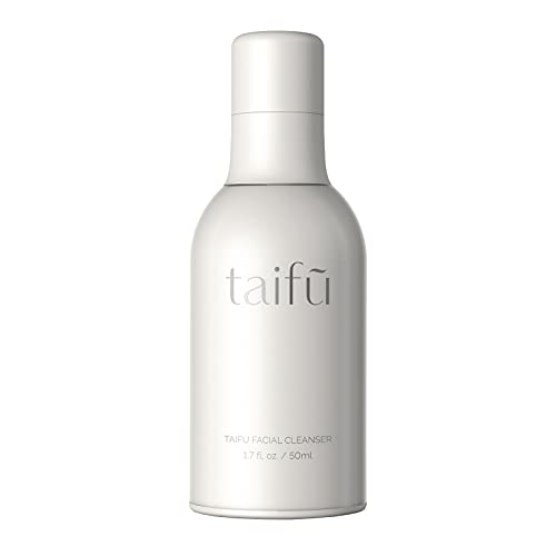TAIFU Gel limpiador facial con Péptidos. Respeta el pH, limpia, hidrata y desmaquilla hasta maquillaje Waterproof. Apto para todo tipo de piel. 50 ml