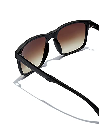 HAWKERS · Gafas de sol PEAK METAL para hombre y mujer. · BLACK SMOKY BROWN