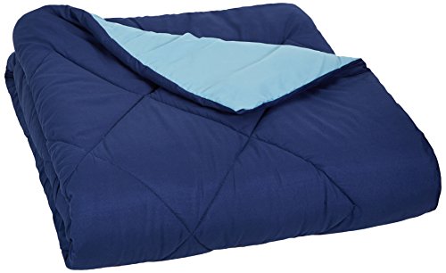 Amazon Basics - Edredón de microfibra reversible, azul marino/azul, 220 x 240 cm