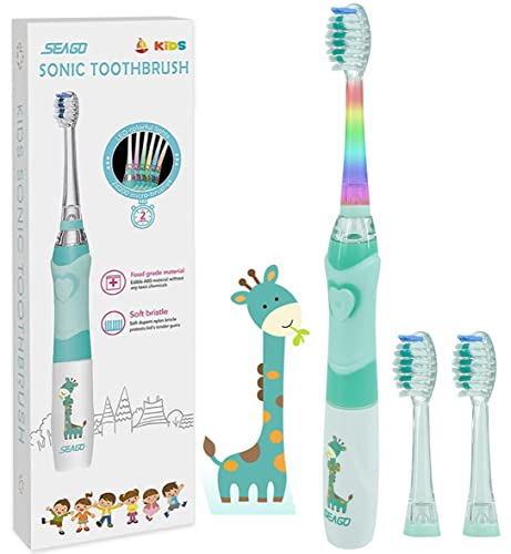 Seago Cepillo de dientes eléctrico para niños de 3 a 12 años, con temporizador inteligente y luces LED de color y 3 cabezales de cepillo para niños y niñas SGEK6/SG977 (verde)